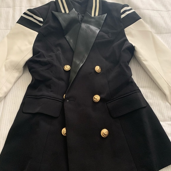 Versity style blazer - Picture 3 of 5